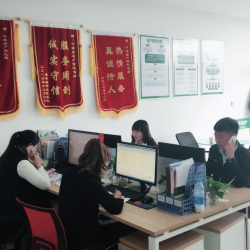 房產(chǎn)經(jīng)紀(jì)人 專業(yè)服務(wù)助力理想家園的實(shí)現(xiàn)